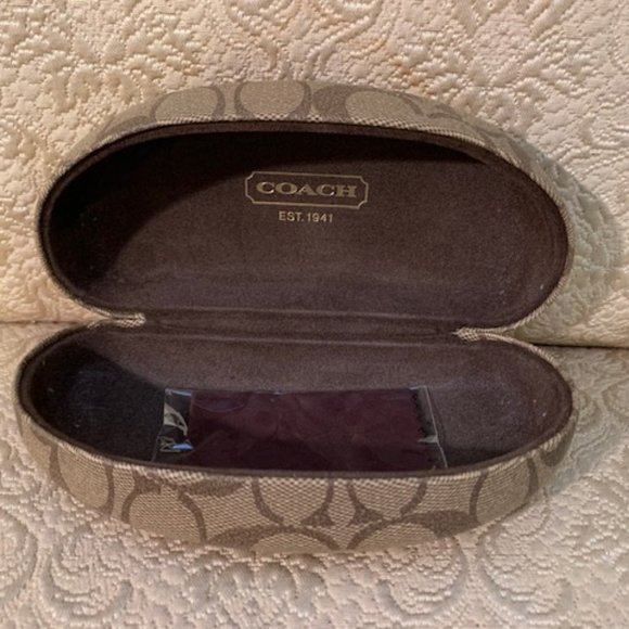 Coach Designer Sunglasses with Case - Picture 6 of 6